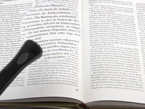 Лупа на ручке Veber 2,5x, 90 мм, с подсветкой (MG2B-3), изображение 3